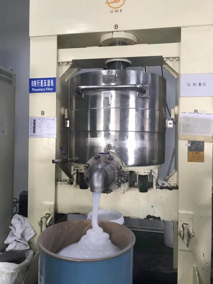 模壓模具硅膠制品有什么優(yōu)點(diǎn)？