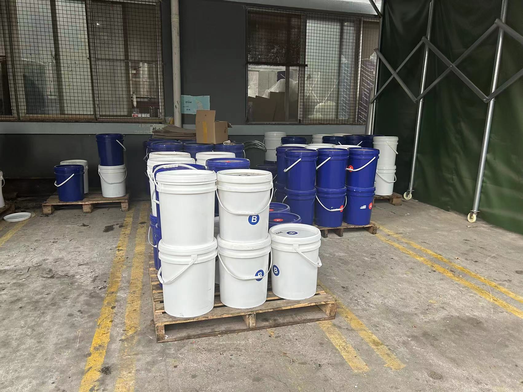 復(fù)合材料專用硅膠選擇有妙招，速來圍觀！